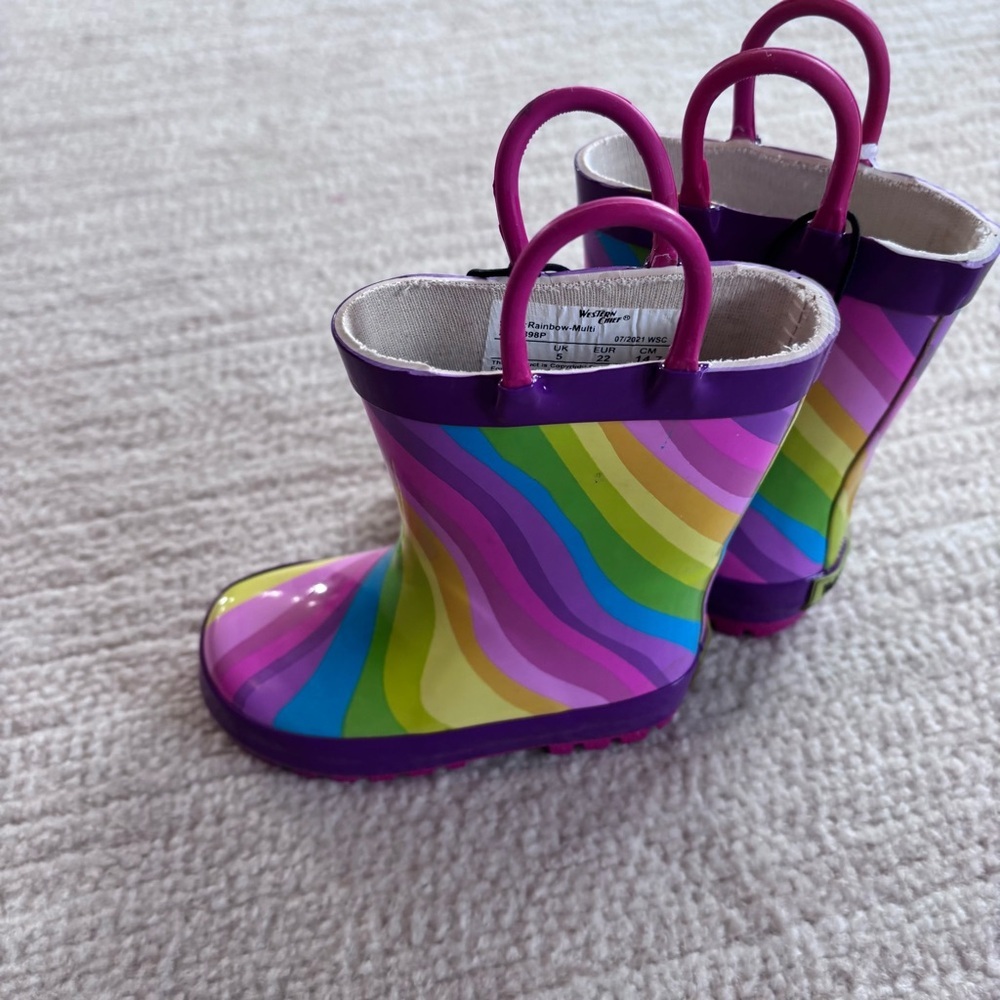 Western Chief Rainbow Stripe Kids Rain Boots in Pink, Purple, Green, Blue NWT - Picture 6 of 8